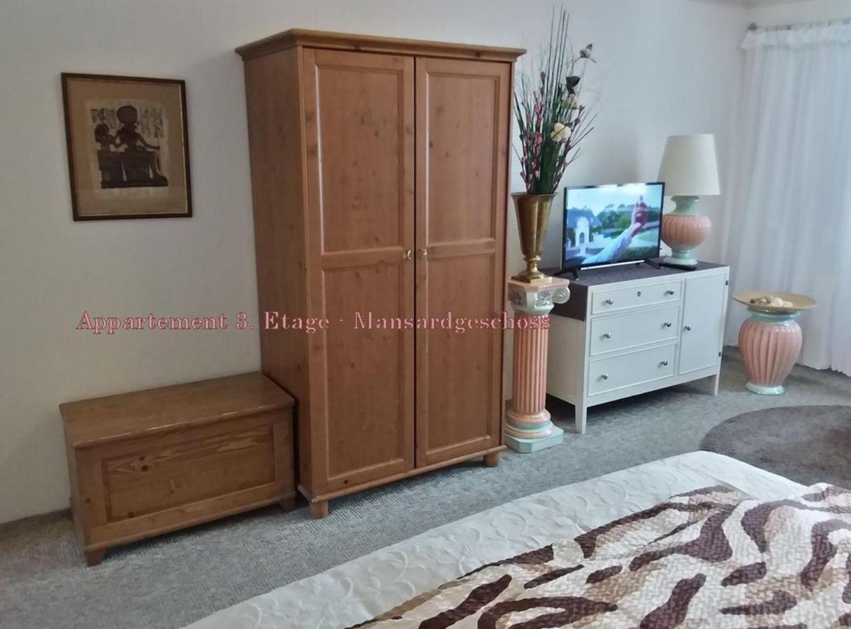 City-Ferienwohnungen-Dresden - Zentral Gelegen Im Haus Louisenstrasse 11 - Dresden-Neustadt Exteriör bild